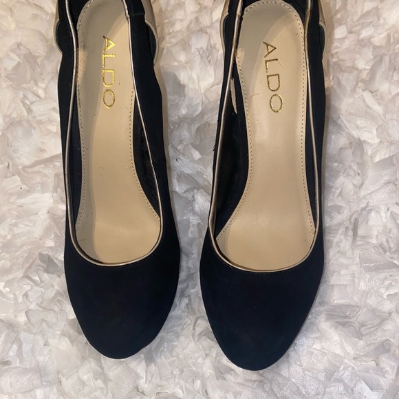 AldoTan and Black Platform Shoes Women's 7.5 Round Toe 4 inch heels. - Picture 2 of 6